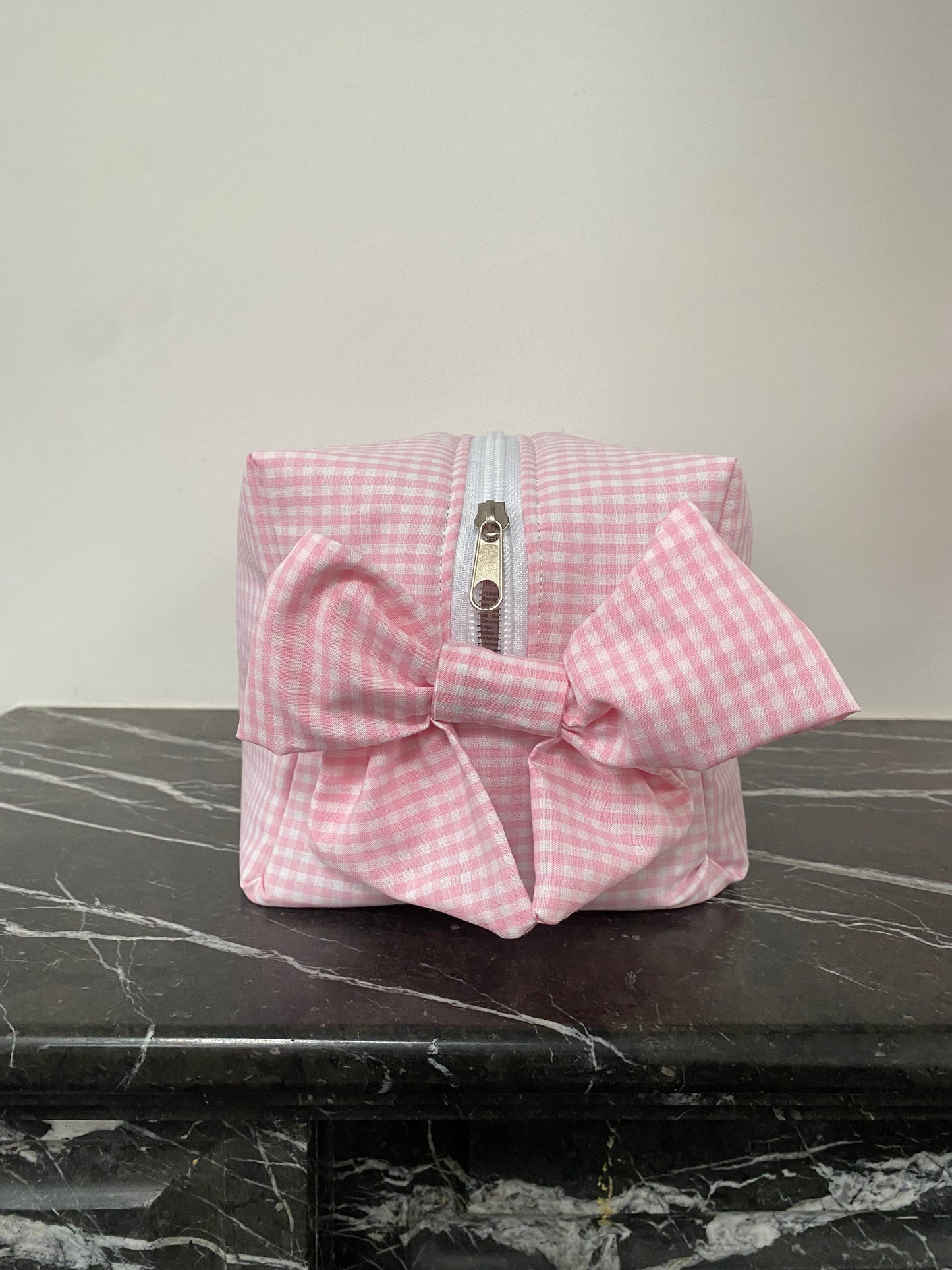 Rosy Small Grid with a bow